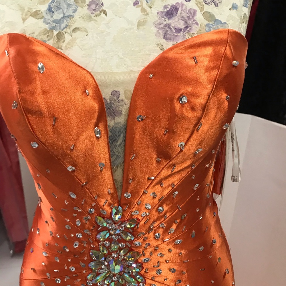Homecoming dress Tony Bowls corset orange size 4 - Picture 5 of 8